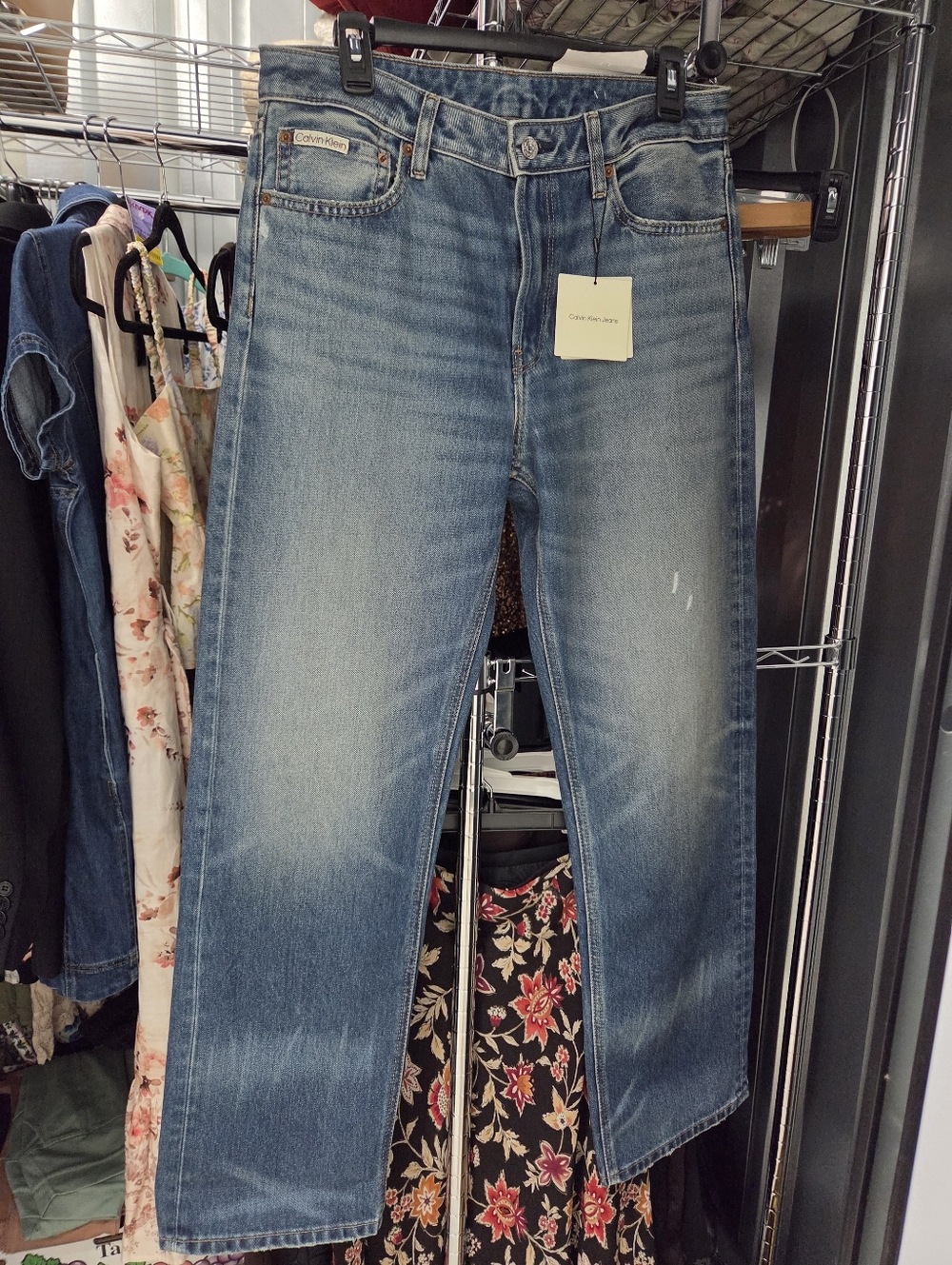 Calvin Klein Jeans Women’s Faded Blue Straight-Leg Jeans